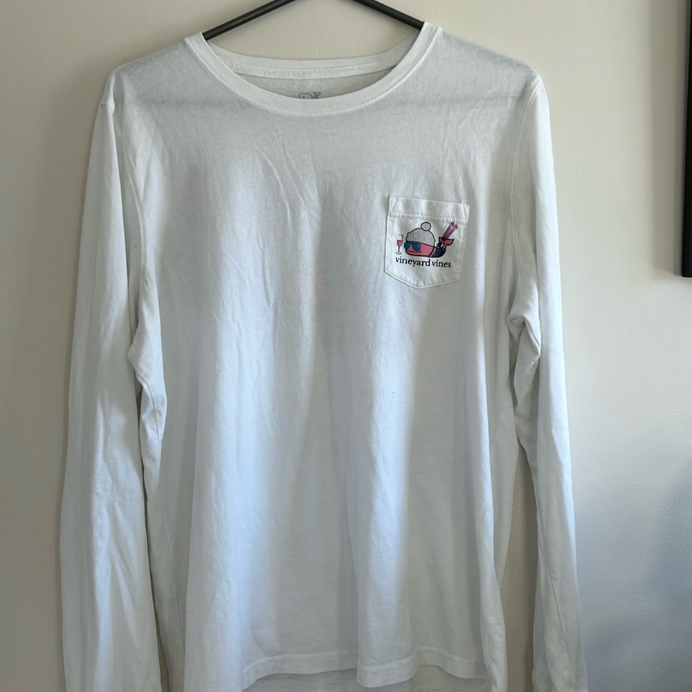 Vineyard Vines T